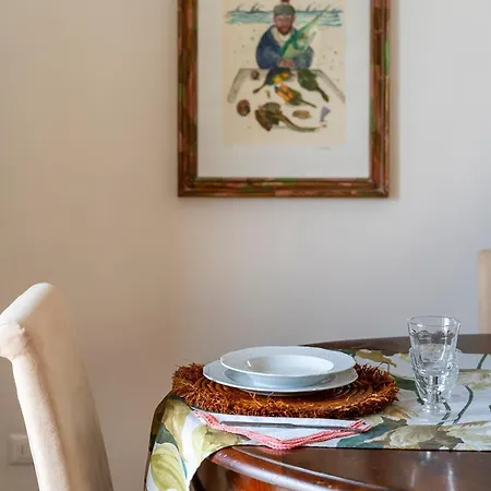 Malenchini, Apartment