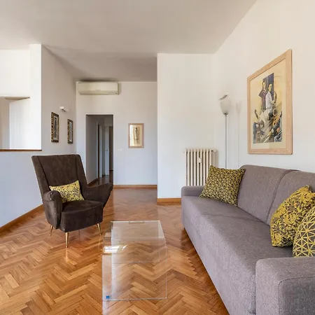 Malenchini, Apartamento *