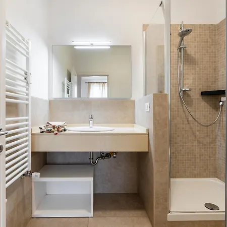 Malenchini, Appartement *